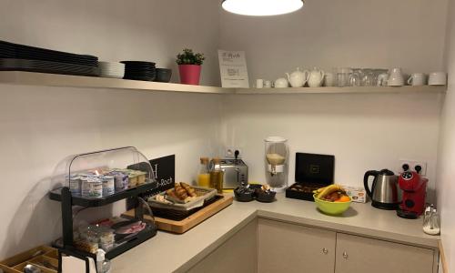 Hôtel Saint Roch Montpellier Centre - photo 3