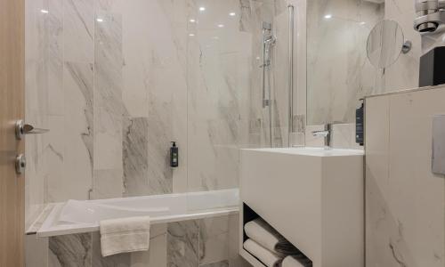 Best Western Plus Comedie Saint Roch - photo 2