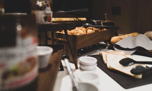 Campanile Montpellier Centre St Roch - photo 2